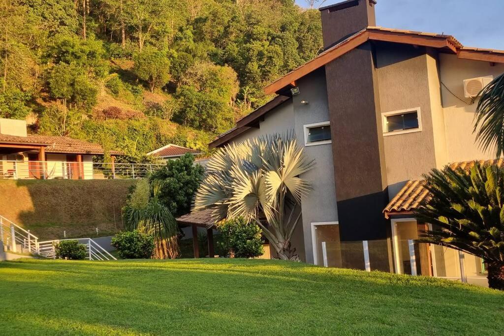 Casa 996 Condominio Fazenda Orypaba مونتي أليغري دو سول المظهر الخارجي الصورة